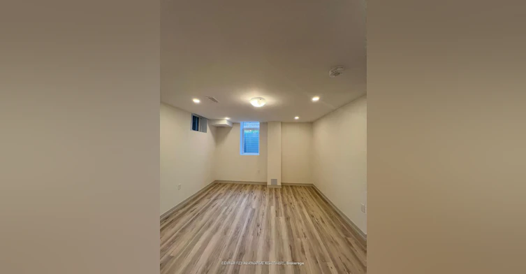 1042 Kingpeak Crescent, Pickering, ON, L1X 0H3 - 19