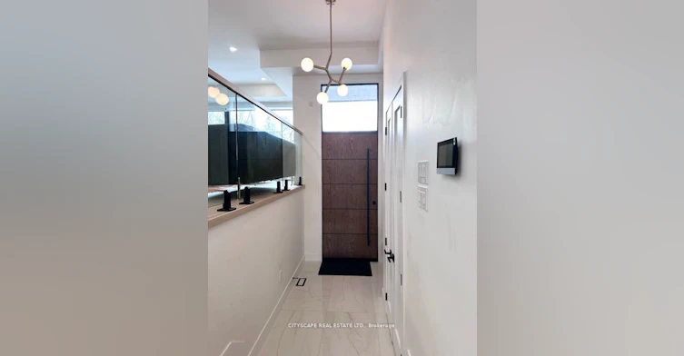 2B Holmstead Avenue, Toronto, ON, M4B 1T1 - 2