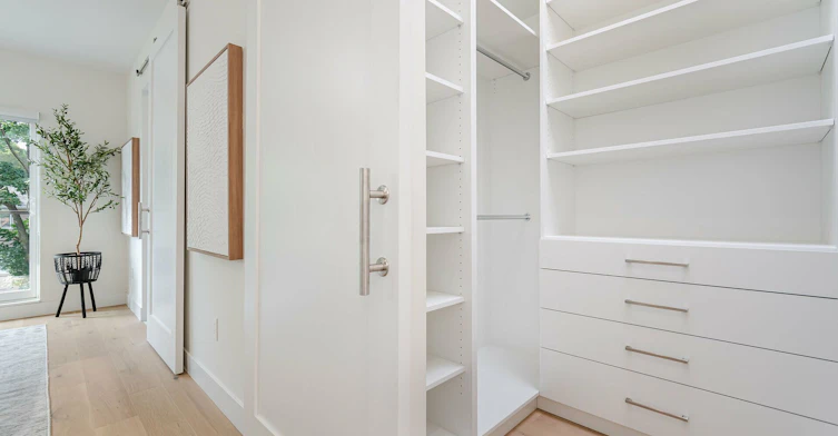 2B Holmstead Avenue, Toronto, ON, M4B 1T1 - 21