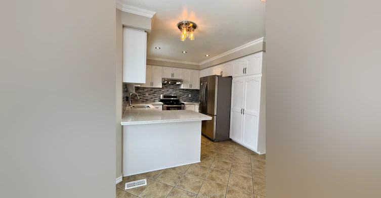 1901 Pine Grove Avenue, Pickering, ON, L1V 6T1 - 16