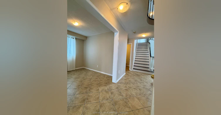 1901 Pine Grove Avenue, Pickering, ON, L1V 6T1 - 19