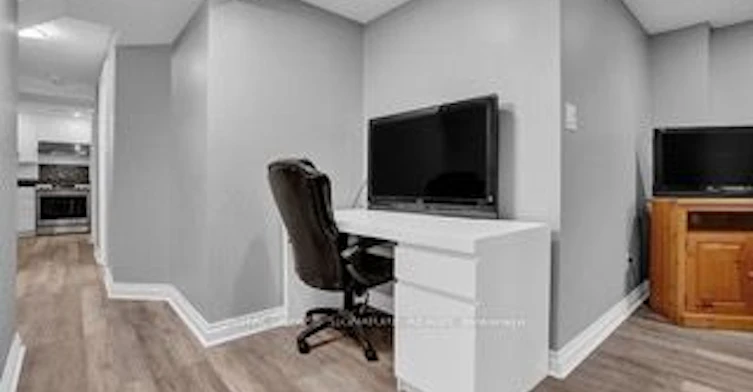 Bsmt-754 Craighurst Court, Pickering, ON, L1X 2W9 - 10
