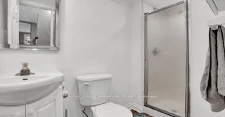 Bsmt-754 Craighurst Court, Pickering, ON, L1X 2W9 - 5