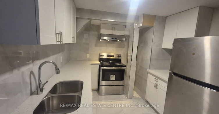 Lower-17 Millcar Drive, Toronto, ON, M1B 6J6 - 10