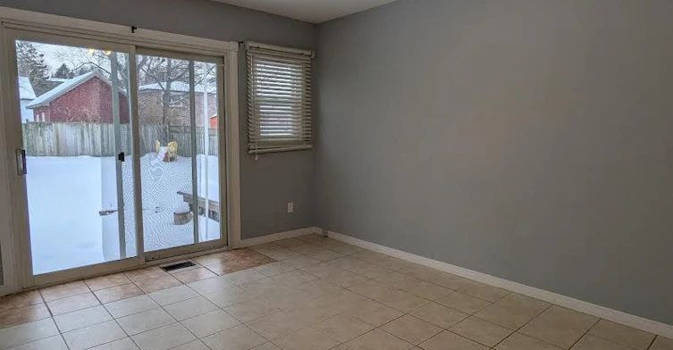 Main-712 Victory Drive, Pickering, ON, L1W 2S2 - 11