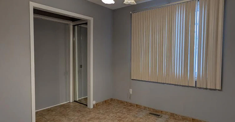 Main-712 Victory Drive, Pickering, ON, L1W 2S2 - 10