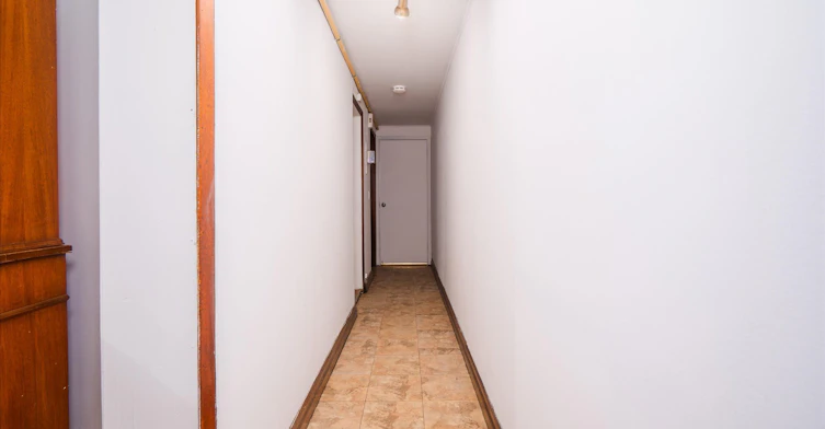 Lower 1-224 Pickering Street, Toronto, ON, M4E 3J8 - 10