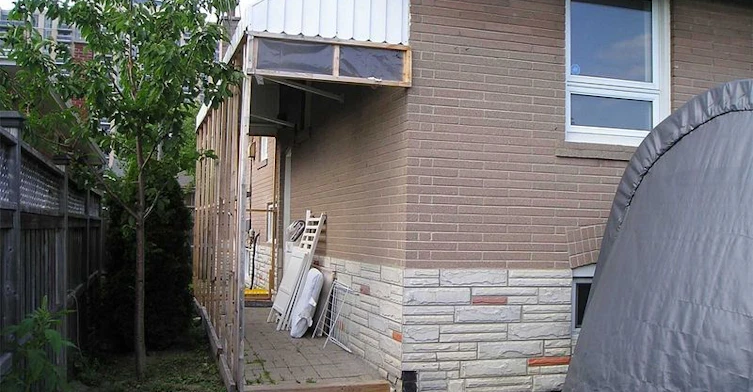 Lower-25 Arbutus Crescent, Toronto, ON, M1P 1W8 - 2