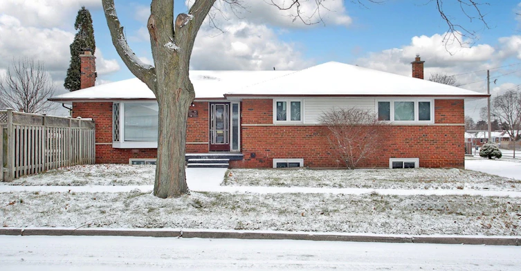 1 Barnes Crescent, Toronto, ON, M1G 1Z8