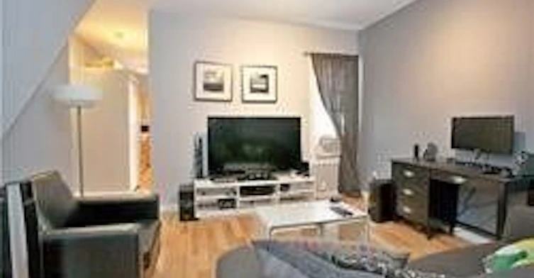 Main Fl-104 Leslie Street E, Toronto, ON, M4M 3C7 - 10