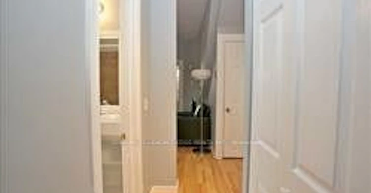 Main Fl-104 Leslie Street E, Toronto, ON, M4M 3C7 - 14
