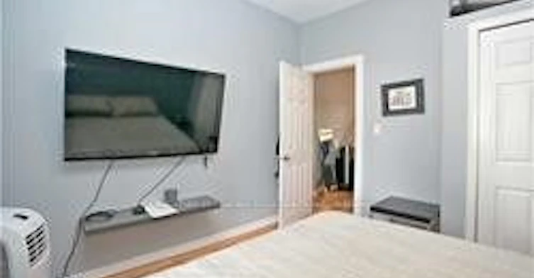 Main Fl-104 Leslie Street E, Toronto, ON, M4M 3C7 - 13