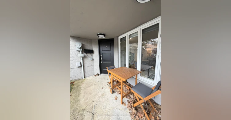 Lower-6 Woodvale Crescent, Toronto, ON, M4C 5N5 - 2
