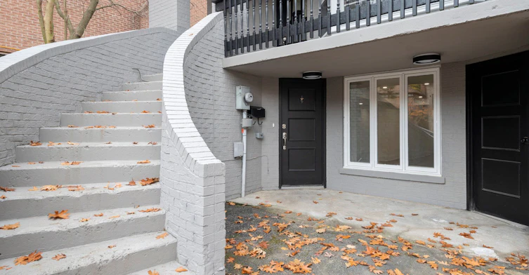 Lower-6 Woodvale Crescent, Toronto, ON, M4C 5N5