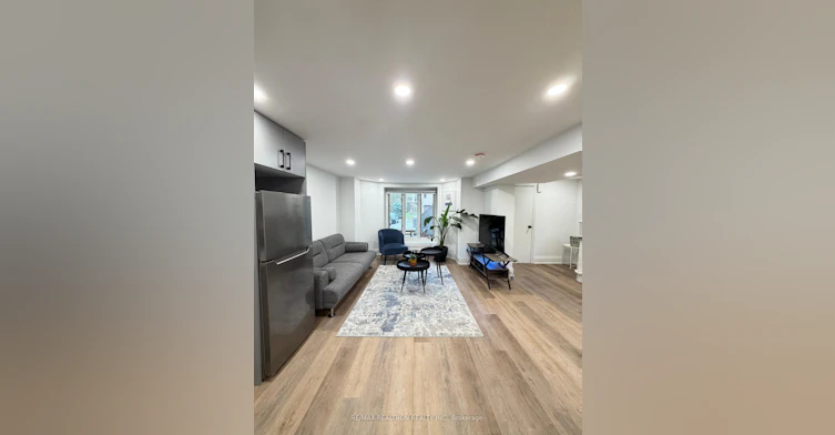 Lower-6 Woodvale Crescent, Toronto, ON, M4C 5N5 - 4