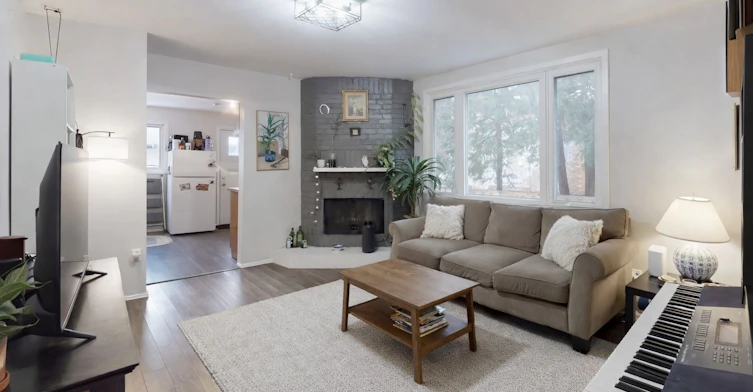 Main-117 Hampton Avenue, Toronto, ON, M4K 2Z2