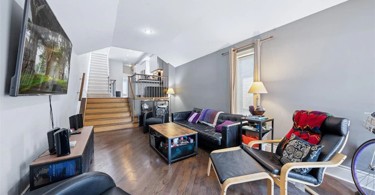 169 King Edward Avenue, Toronto, ON, M4C 5J7 - 6