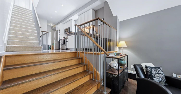 169 King Edward Avenue, Toronto, ON, M4C 5J7 - 8