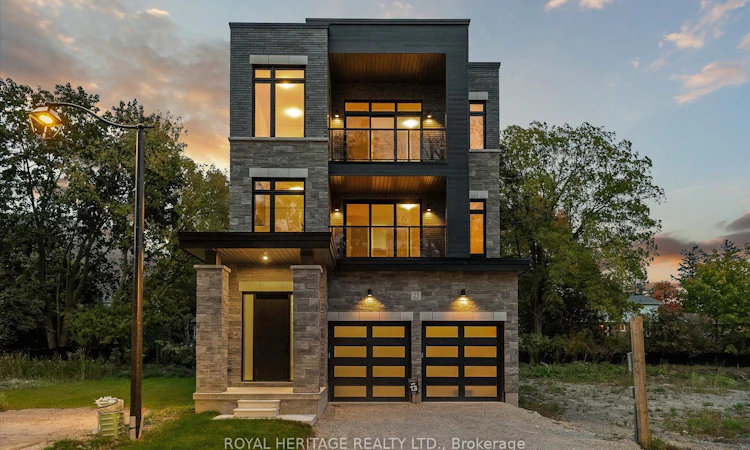 25 Inverlynn Way