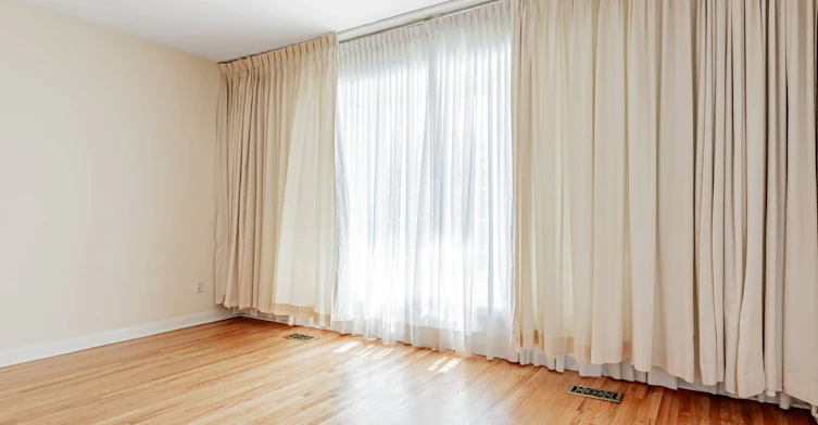 Main Unit-36 Par Avenue, Toronto, ON, M1G 2G4 - 9