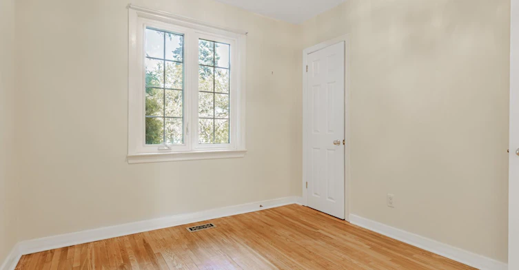 Main Unit-36 Par Avenue, Toronto, ON, M1G 2G4 - 21