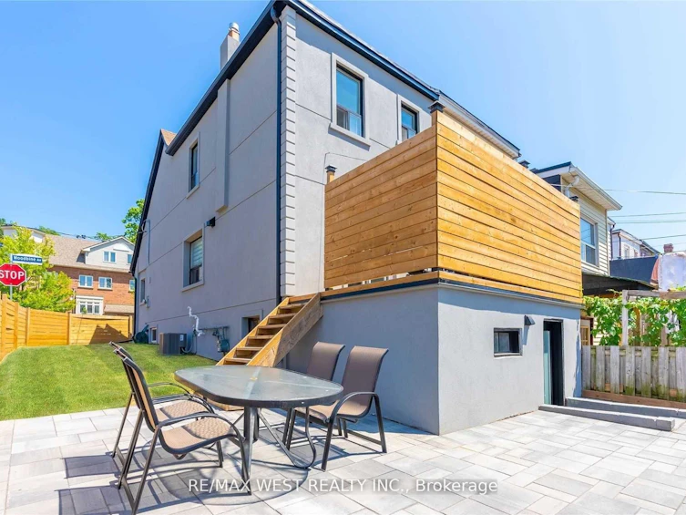 902 Woodbine Avenue, Toronto, ON, M4C 4B5 - 43