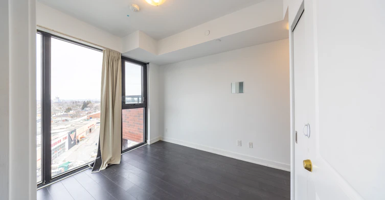 910-2799 Kingston Road, Toronto, ON, M1M 0E3 - 9