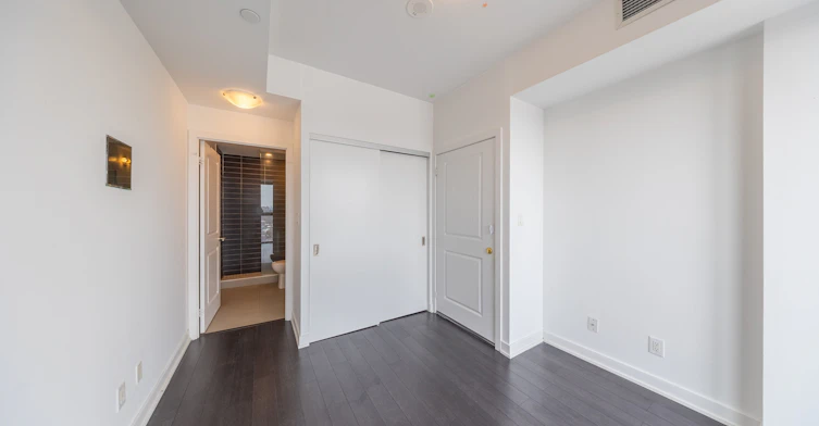 910-2799 Kingston Road, Toronto, ON, M1M 0E3 - 11