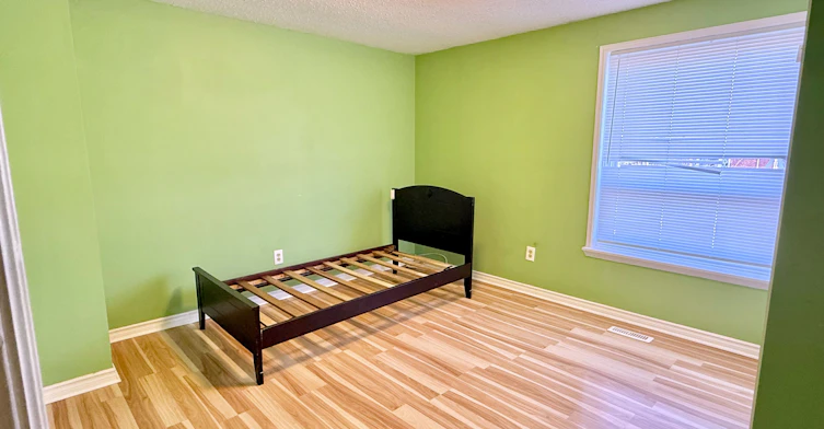 7 Parsell Square, Toronto, ON, M1B 2A5 - 7