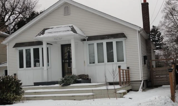 38 Fenwood Heights