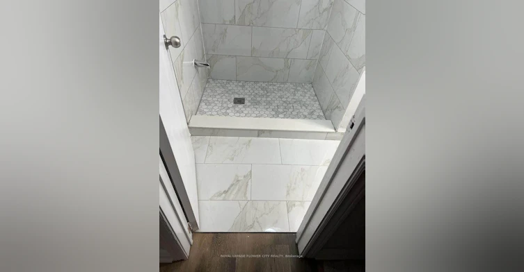 52 Claremore Avenue, Toronto, ON, M1N 3R9 - 9