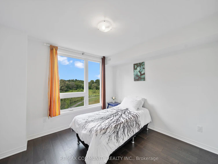 1672 Pleasure Valley Path N, Oshawa, ON, L1G 0E3 - 23