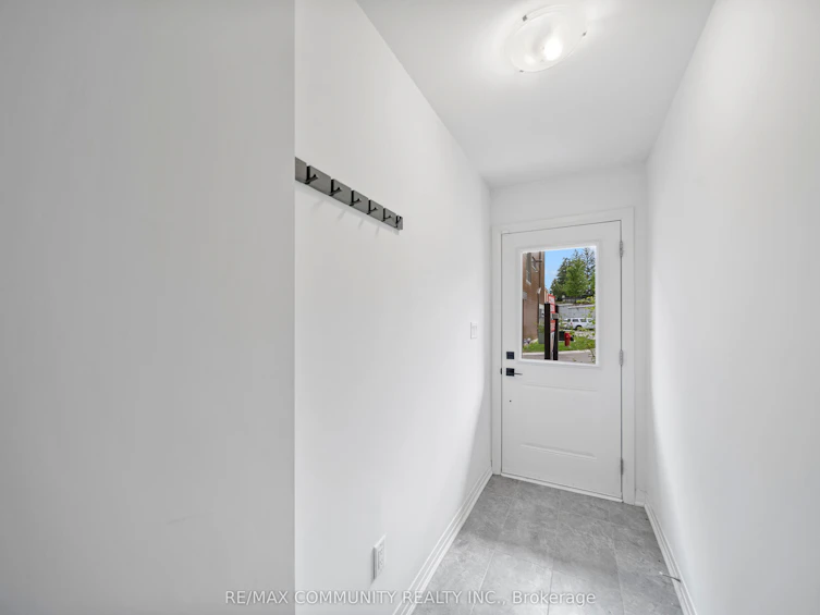 1672 Pleasure Valley Path N, Oshawa, ON, L1G 0E3 - 5
