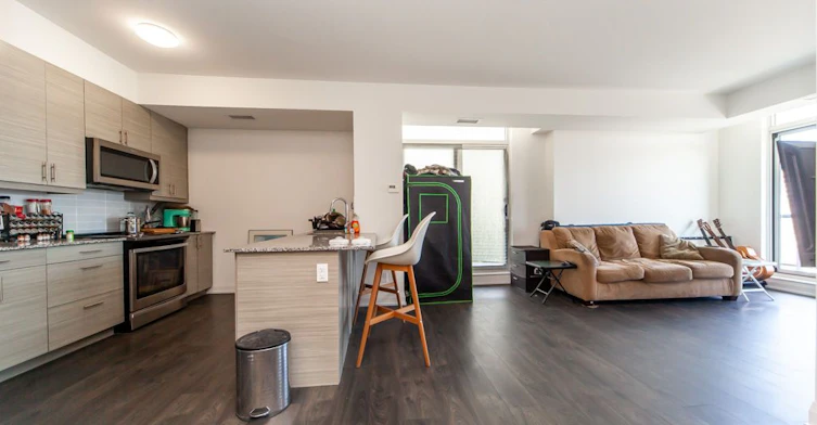 710-3655 Kingston Road, Toronto, ON, M1J 3N6 - 5