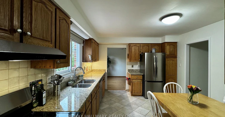 34 Harringay Crescent, Toronto, ON, M1W 1Z3 - 12