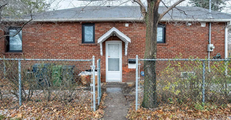 Lower-1277 Broadview Avenue, Toronto, ON, M4K 2T5 - 20