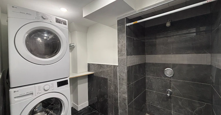 Basement-65 Mildenhall Place, Whitby, ON, L1M 0E5 - 13