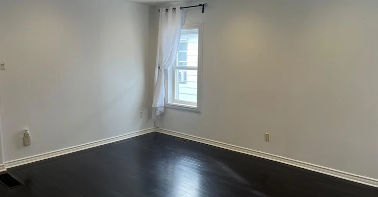 Main-220 Holborne Avenue, Toronto, ON, M4C 2R9 - 15