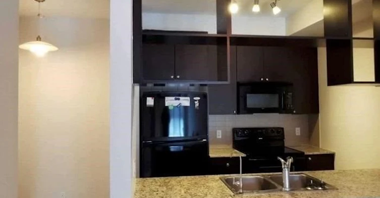 Th69-315 Village Green Square, Toronto, ON, M1S 0L2 - 4