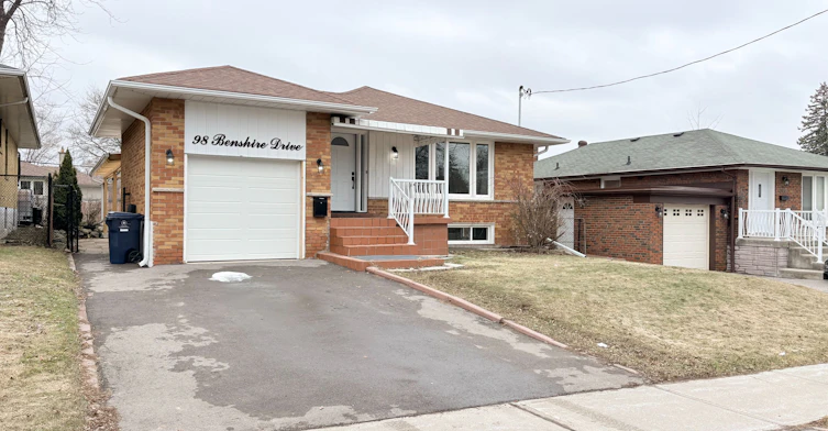 Main-98 Benshire Drive, Toronto, ON, M1H 1M5 - 2