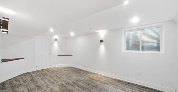Lower-603 Stevenson Road N, Oshawa, ON, L1J 5P2 - 6