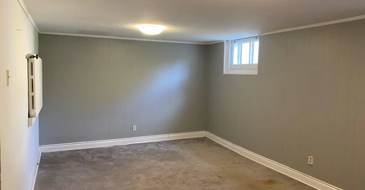 (BSMT)-11 Hutton Avenue, Toronto, ON, M4C 3L2 - 3