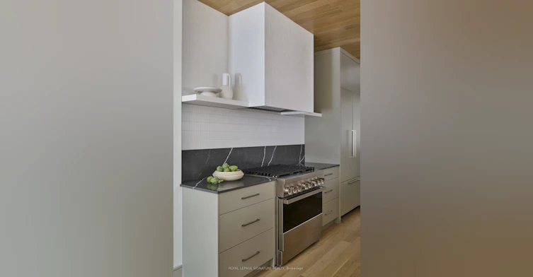 Main-82 Gough Avenue, Toronto, ON, M4K 3N8 - 10