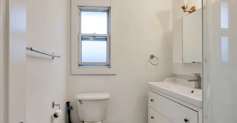 ENTIRE PROPERTY-240 Markham Road, Toronto, ON, M1J 3C2 - 13