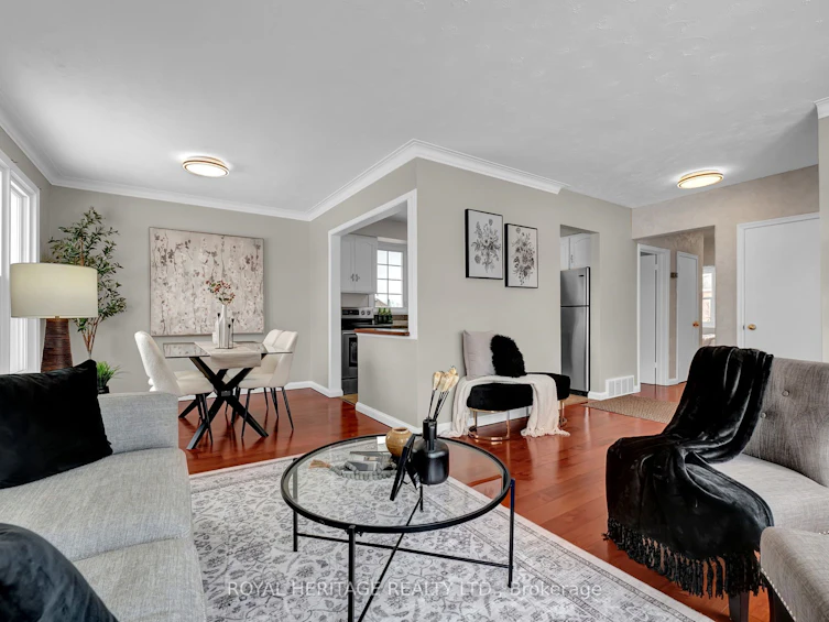 465 Milton Street, Oshawa, ON, L1H 6S4 - 6