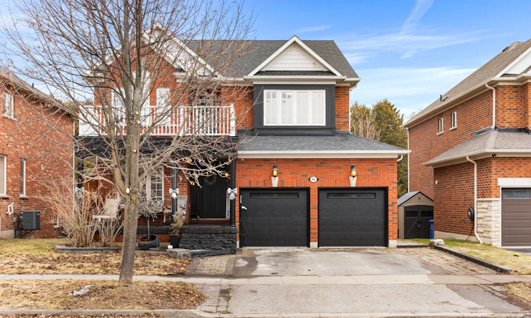 86 Rockland Crescent