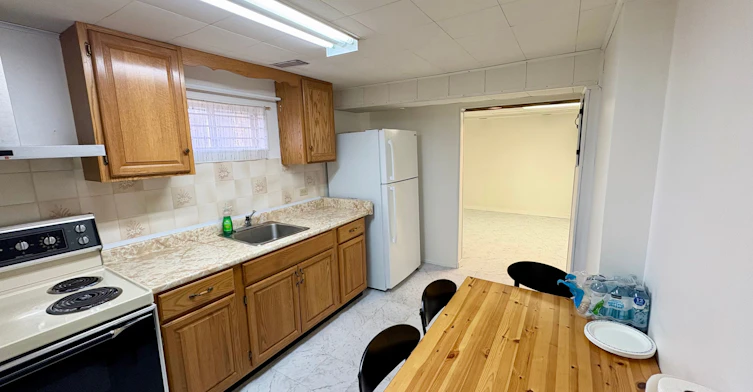Lower-48 Snowball Crescent, Toronto, ON, M1B 1R9 - 4