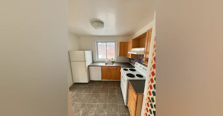 2-2 Bellhaven Road, Toronto, ON, M4L 3J5 - 3