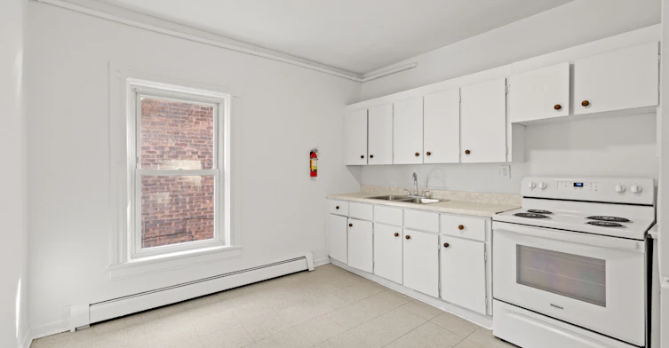 Upper-120 Stephenson Avenue, Toronto, ON, M4C 1G4 - 6