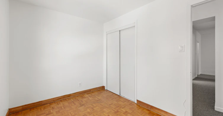 Upper-120 Stephenson Avenue, Toronto, ON, M4C 1G4 - 15
